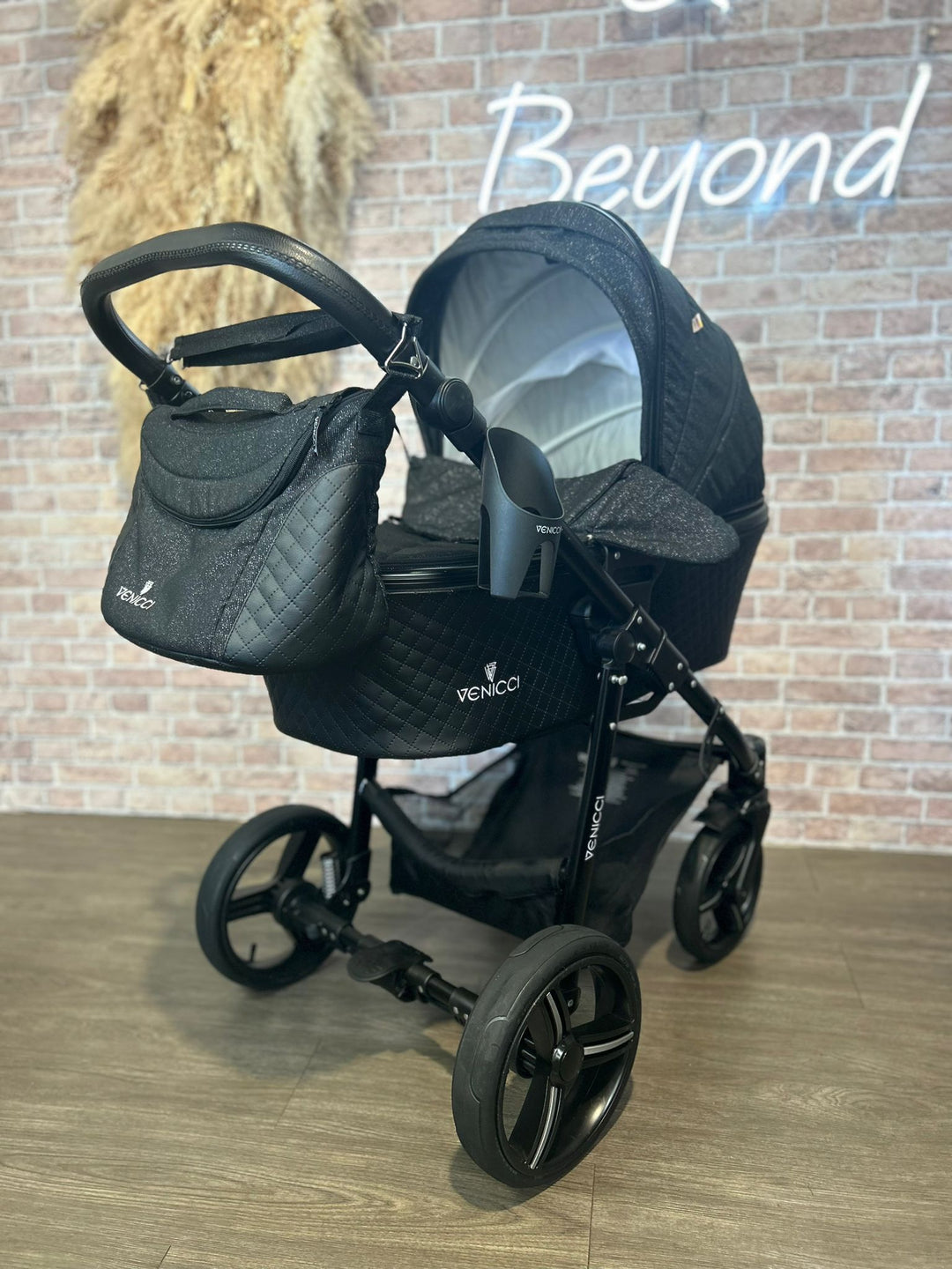 Venicci Shadow Venicci Pushchair Age Venicci Shadow 3-in-1 Travel