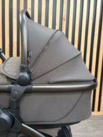 EX DISPLAY egg3 Pram+ Pushchair - Chocolate Velvet