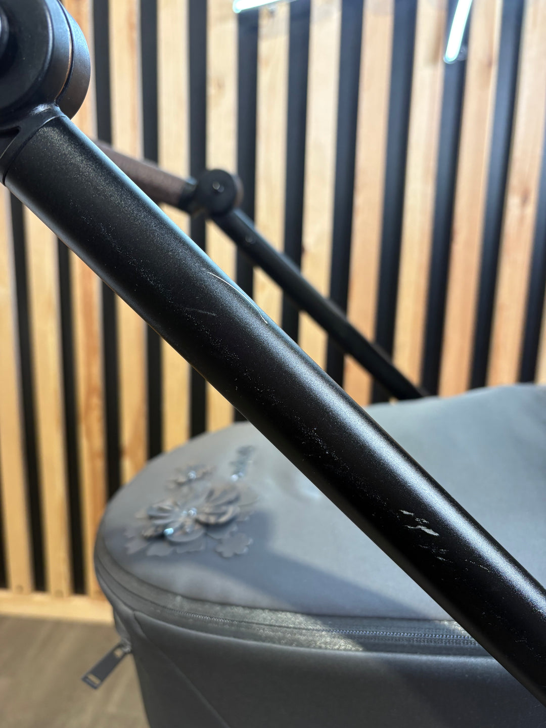 PRE LOVED Cybex Mios Travel System - Simply Flowers Grey