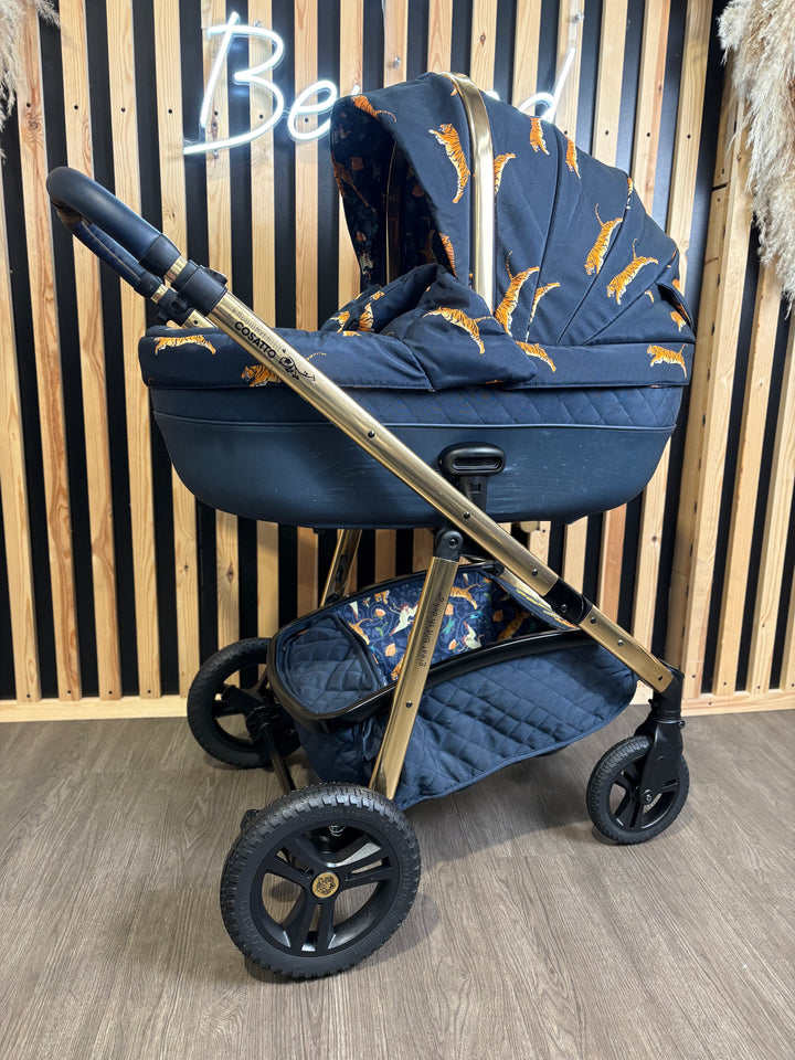 PRE LOVED Cosatto Wow Continental Travel System - On The Prowl