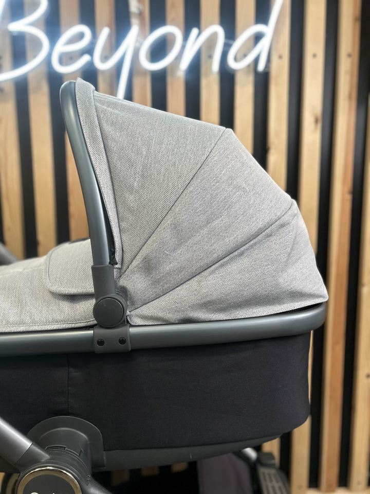 PRE LOVED Babystyle Oyster3 Pram + Pushchair - Tonic