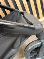 PRE LOVED Cosatto Giggle 4 Parent-and-World Facing Pushchair + Car Seat - Foxed