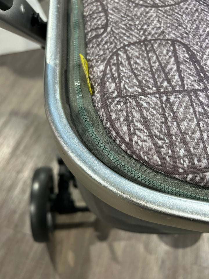 PRE LOVED Cosatto Giggle 2in1 Pram & Pushchair – Dawn Chorus