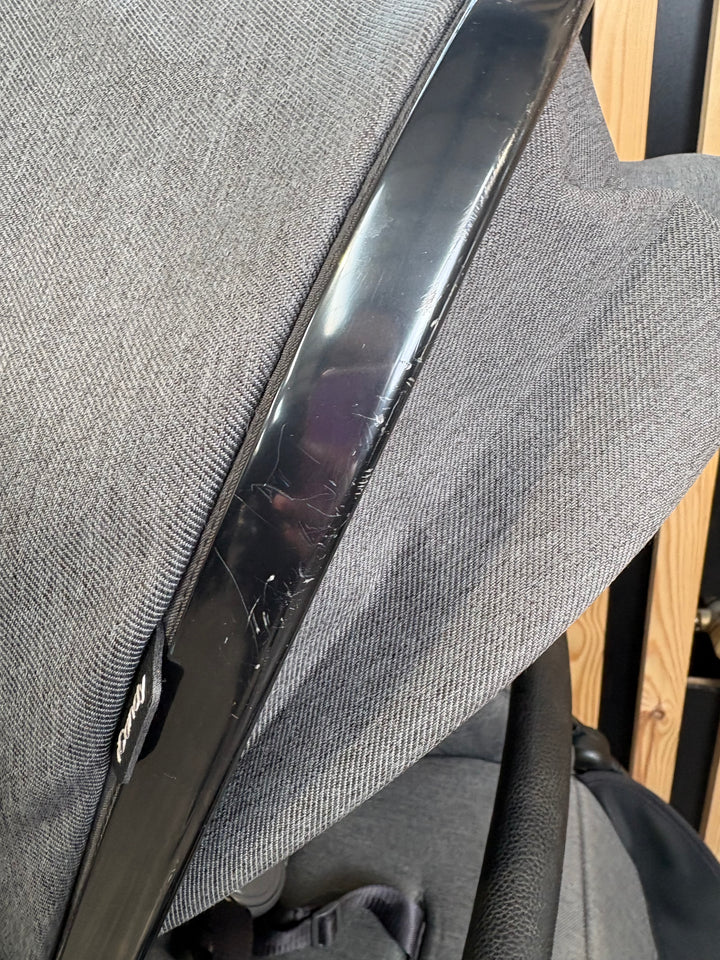 PRE LOVED iCandy Peach 6 Pushchair w/ Cybex Cloud T Car Seat - Grey Twill