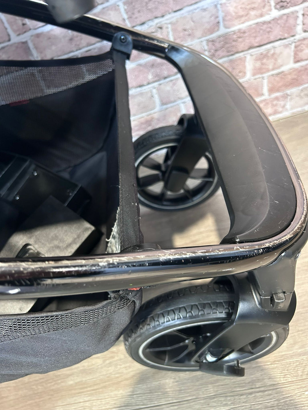 PRE LOVED Venicci Tinum 2 in 1 Travel System - Grey