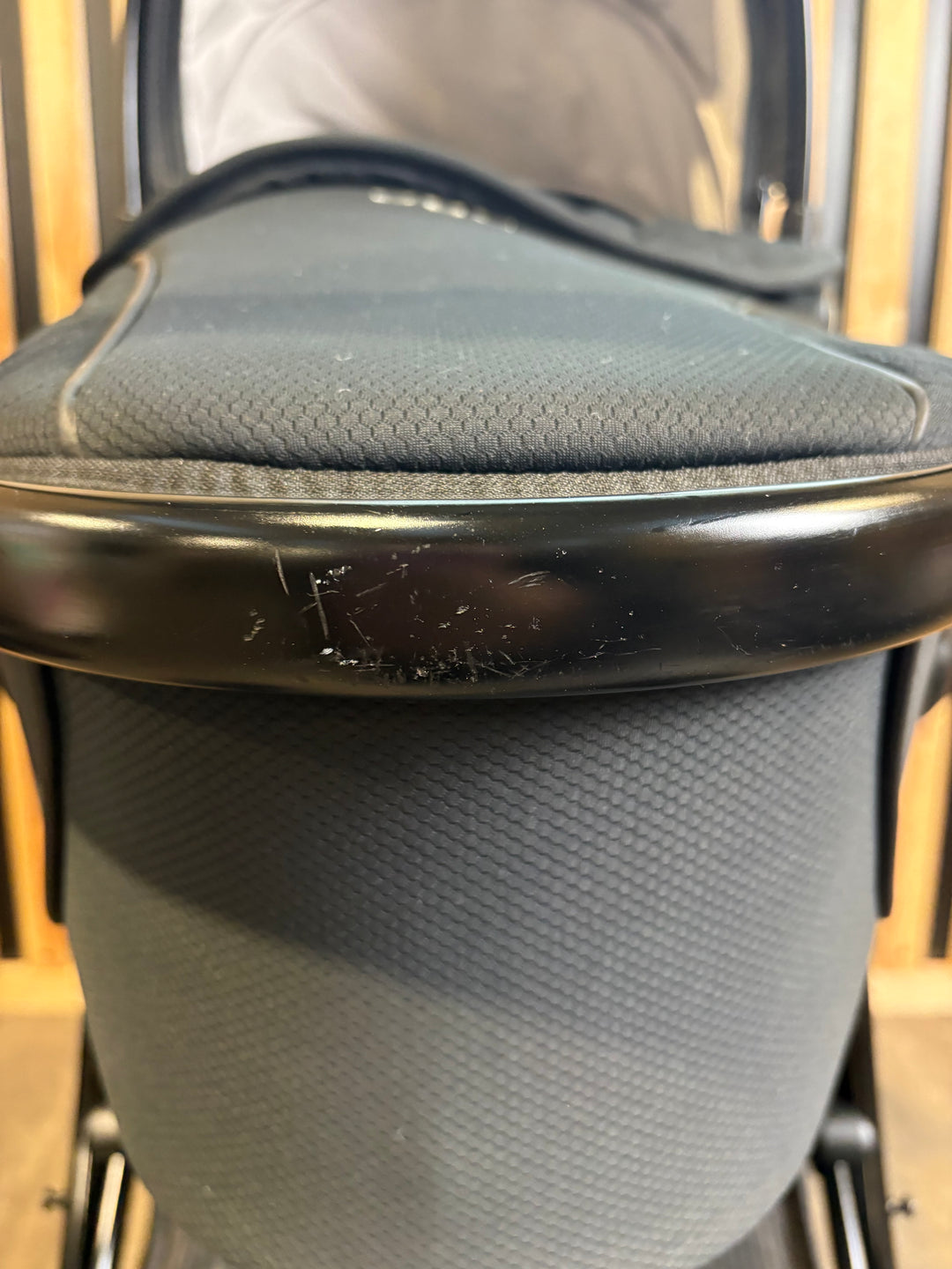 PRE LOVED egg2 Travel System - Just Black