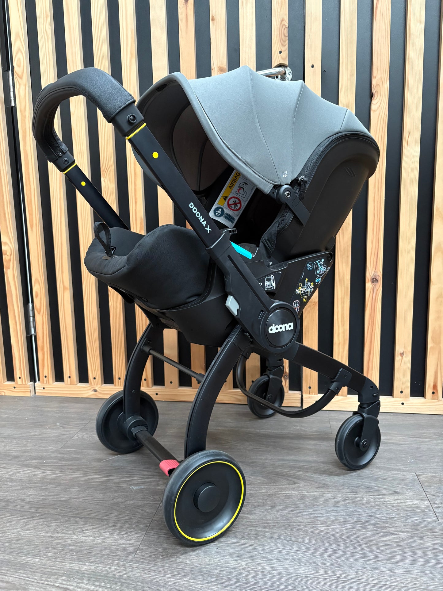 EX DISPLAY Doona X Car Seat & Stroller - Slate Green (Without Newborn Insert)