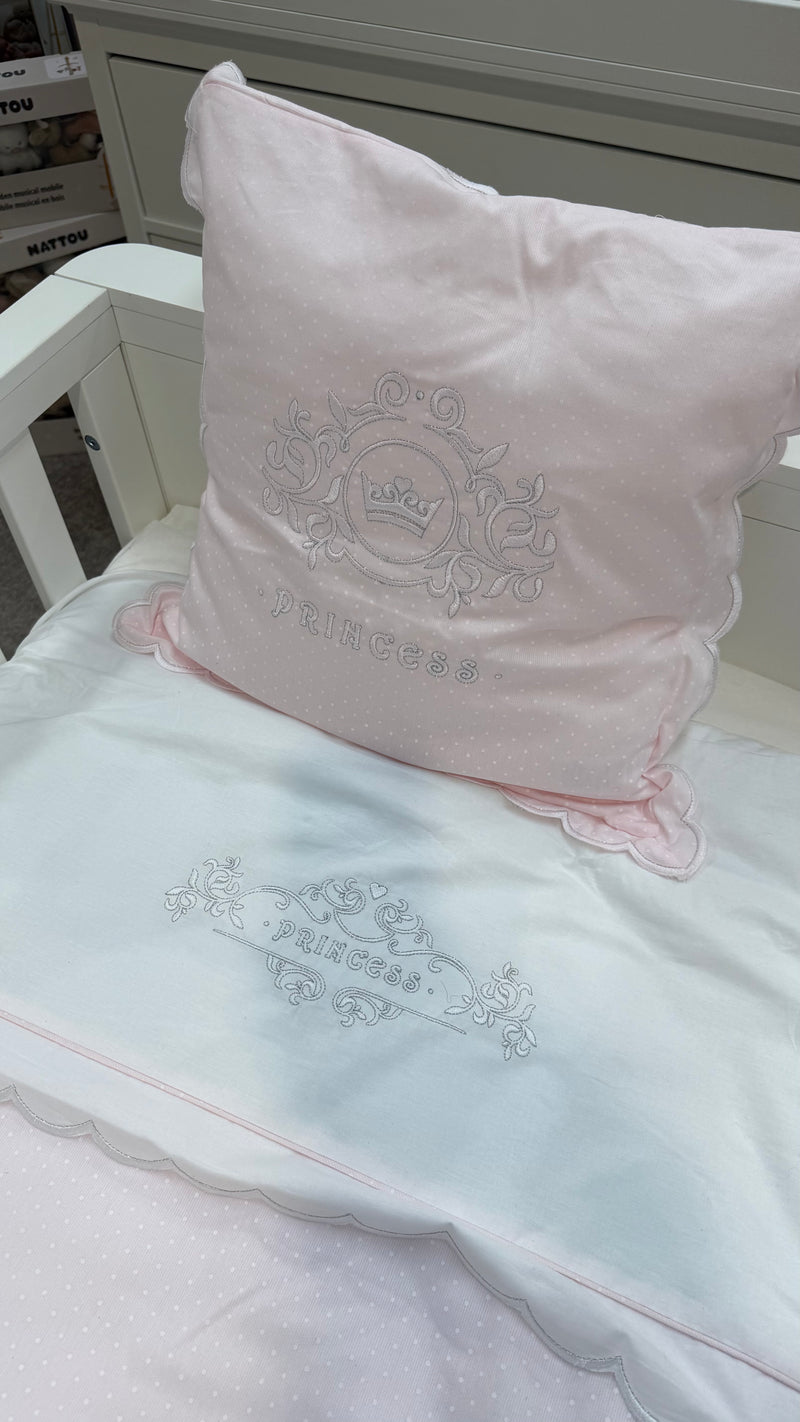 EX DISPLAY Funnababy Princess Cot Bed Quilt & Pillow Decor Set