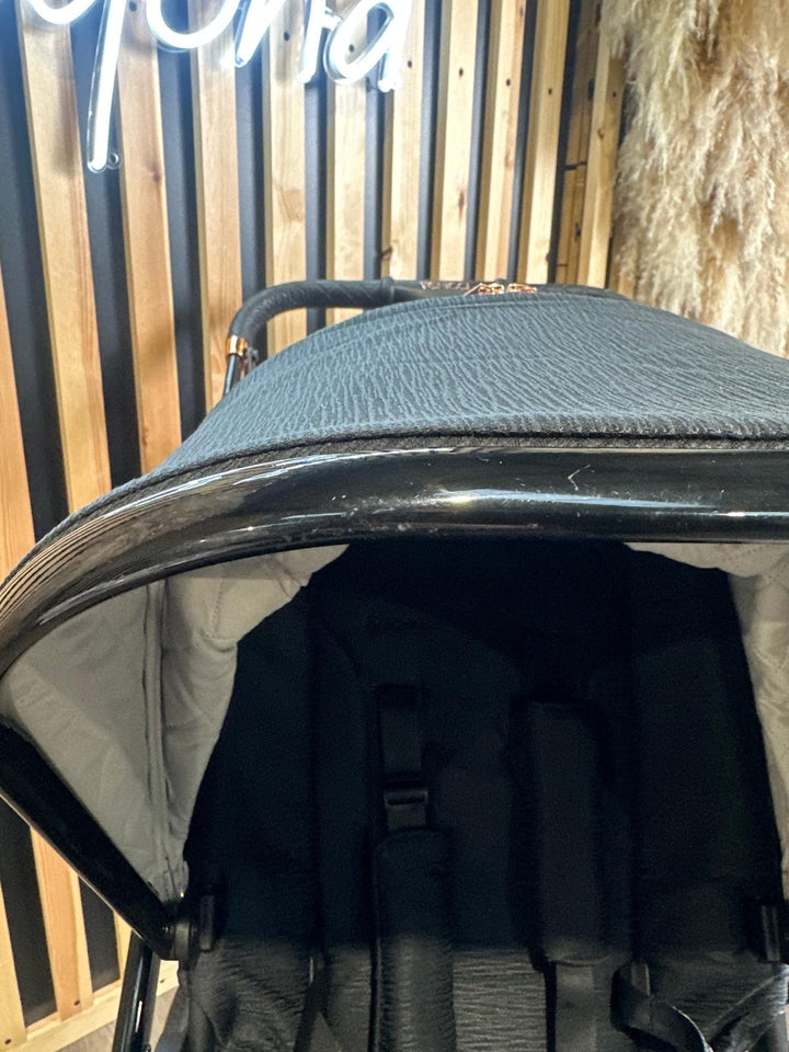 PRE LOVED Venicci Tinum Travel System - SE Stylish Black
