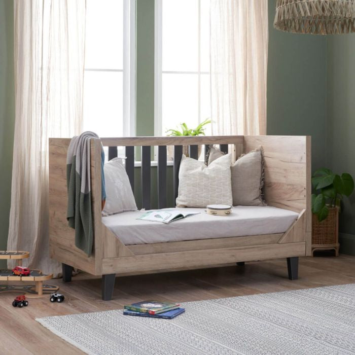 Tutti Bambini Como Cot Bed - Distressed Oak/Slate Grey