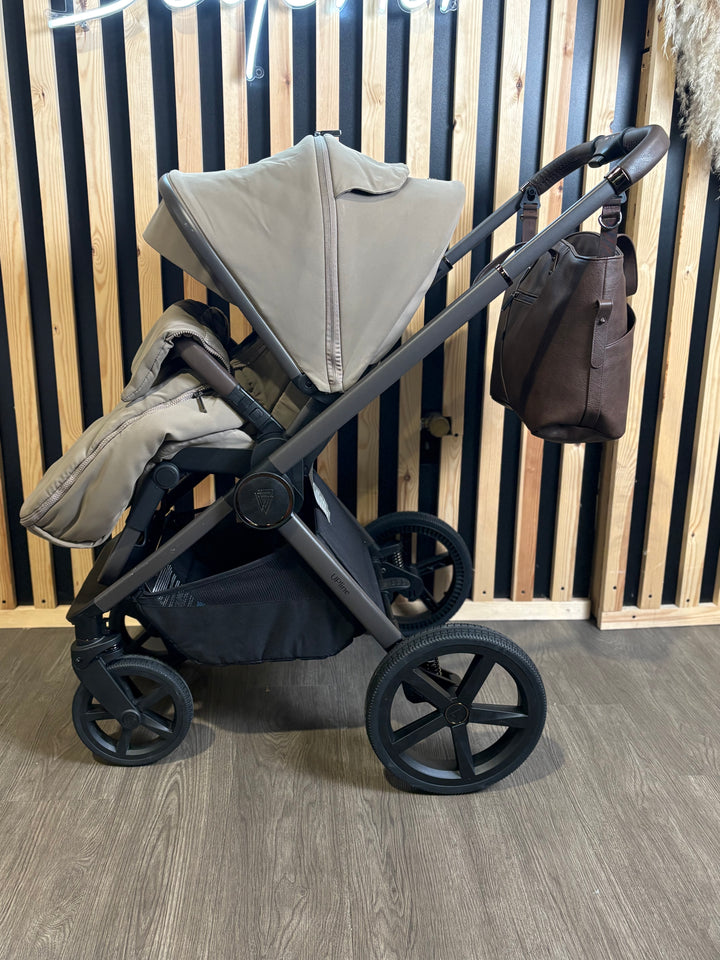 PRE LOVED Venicci Tinum Upline 2-in-1 Travel System - SE Powder