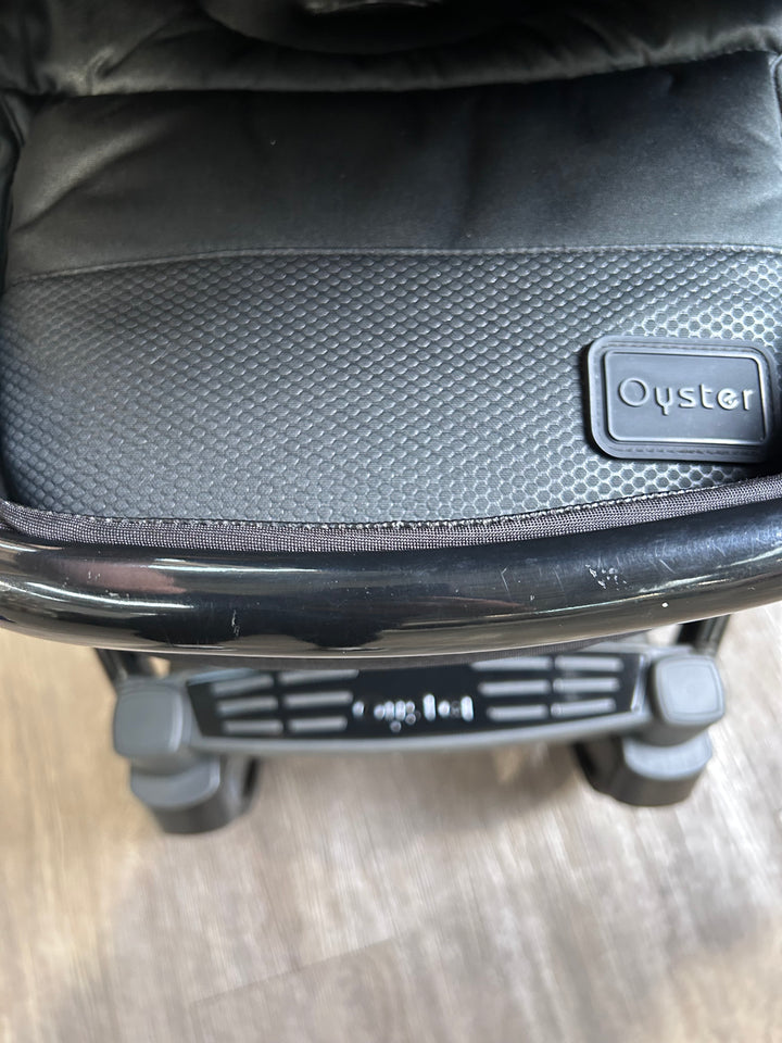 PRE LOVED Oyster3 Pram + Pushchair - Pixel