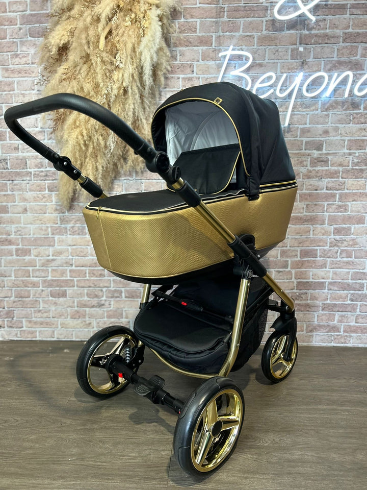 EX DISPLAY Mee-go Santino Glided Gold 3in1 Travel System