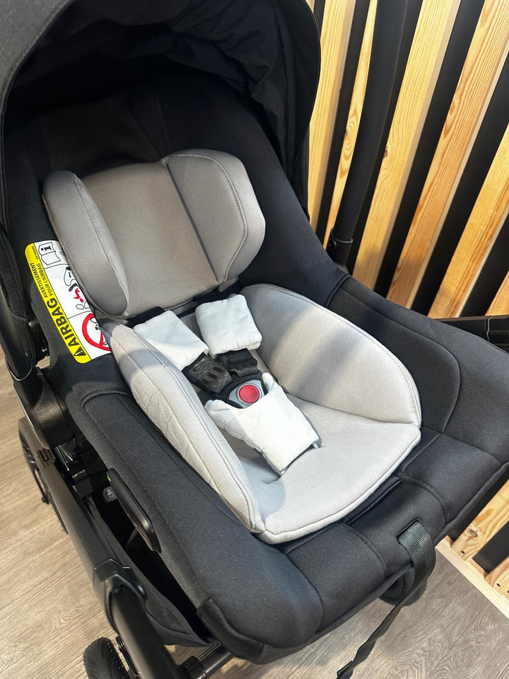PRE LOVED Nuna Mixx Travel System - Granite
