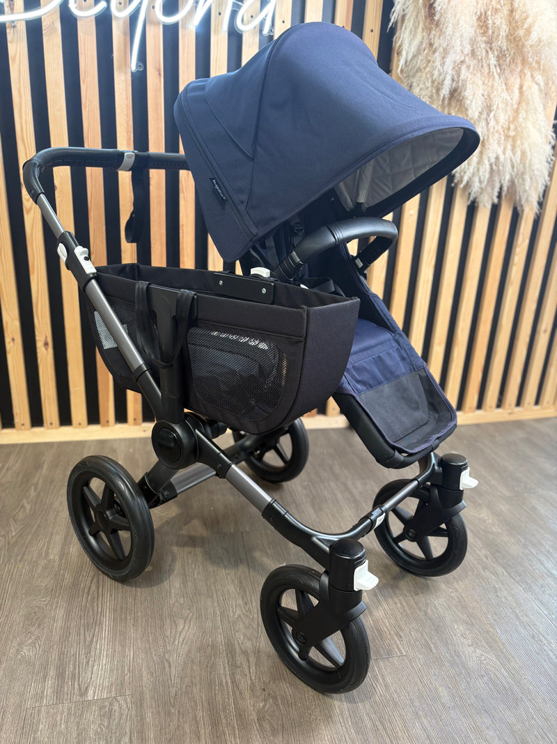 PRE LOVED Bugaboo Donkey5/3 Mono - Dark Navy