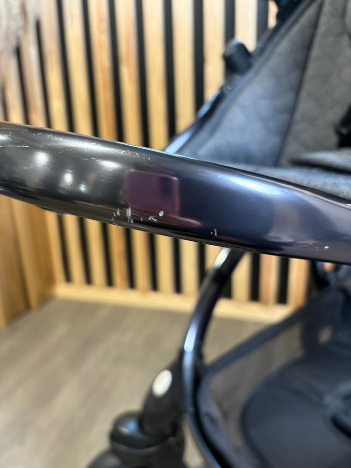 PRE LOVED egg2 Double Travel System - Quartz