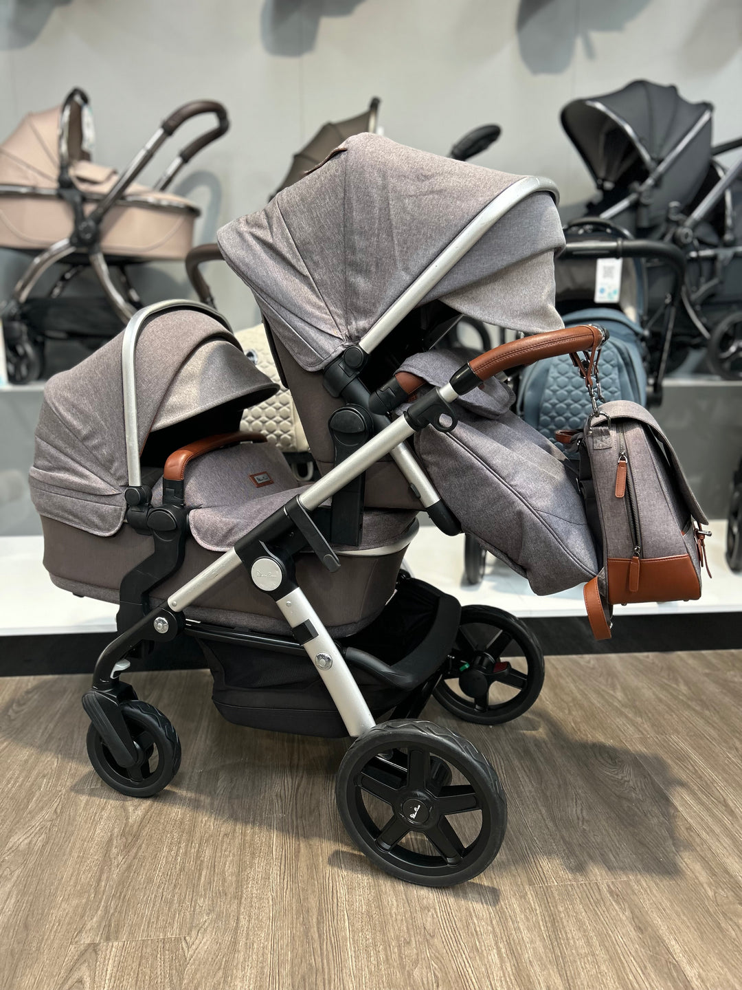 PRE LOVED Silver Cross Wave Travel System - Sable