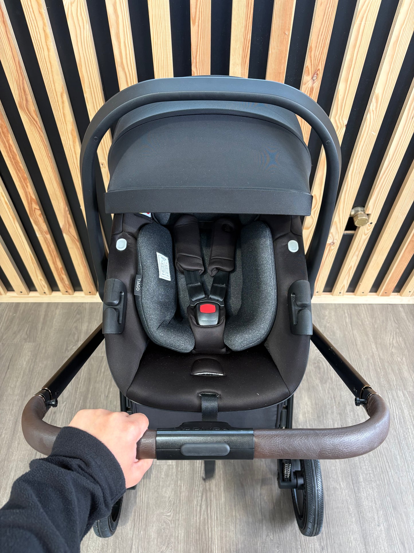 PRE LOVED Venicci Claro 3-in-1 Travel System - Vanilla
