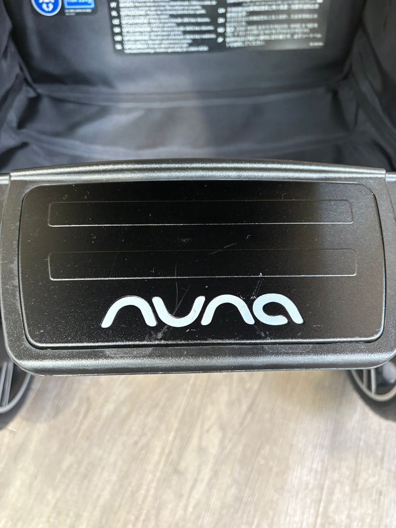 PRE LOVED Nuna Mixx Travel System - Caviar