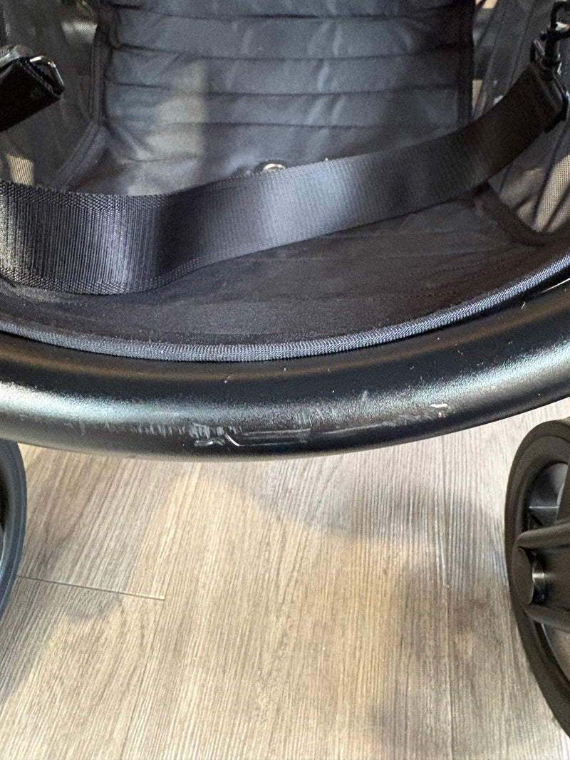 PRE LOVED iCandy Peach 7 Travel System - Ivy