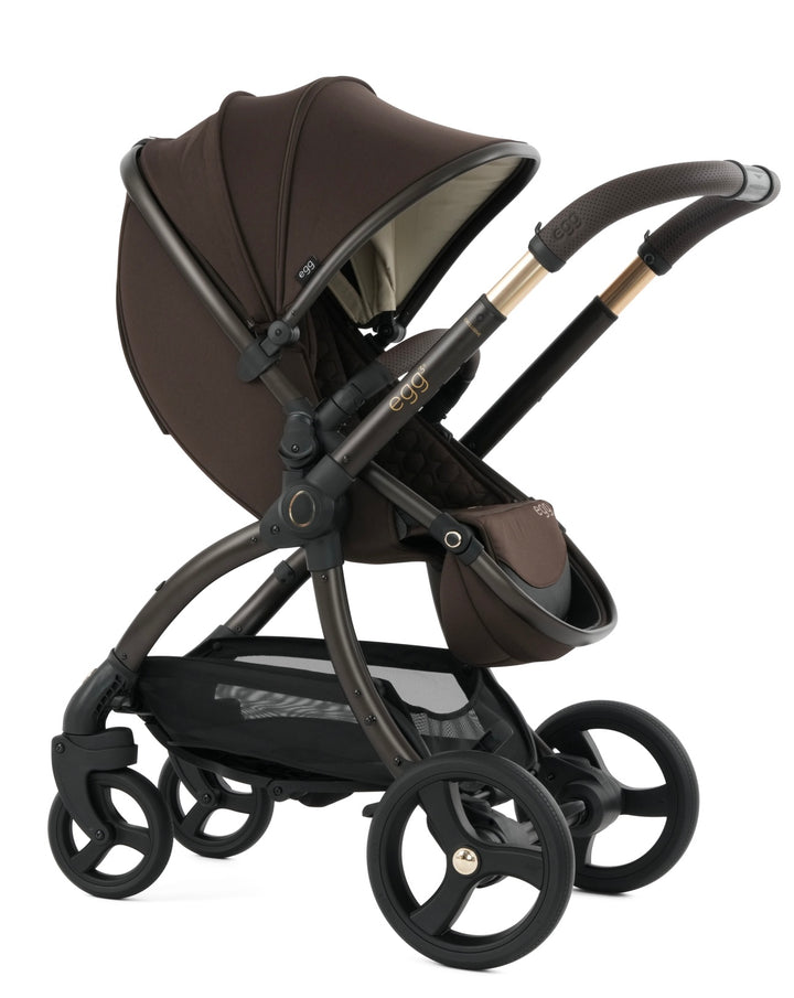 egg3 Luxury Maxi-Cosi Cabriofix i-Size Travel System Bundle - AINR Exclusive Turkish Coffee
