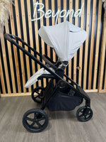 PRE LOVED Venicci Claro 2-in-1 Travel System - Vanilla