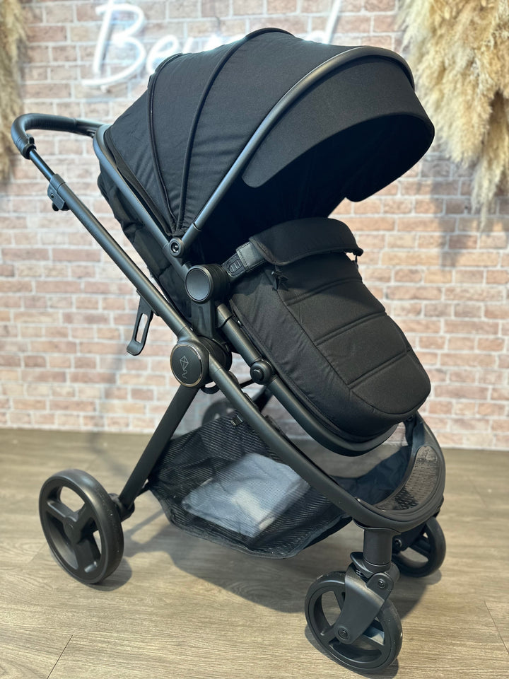 Redkite Push Me Pace Pulsar AINR Exclusive Travel System - Black