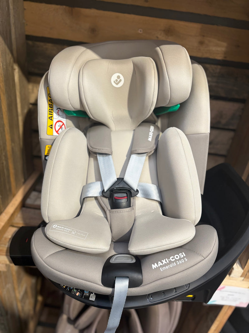 EX DISPLAY Maxi-Cosi Emerald 360° S i-Size Car Seat - Tonal Truffle