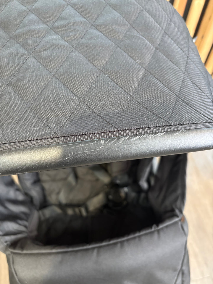 PRE LOVED My Babiie MB500 2in1 Travel System - Obsidian