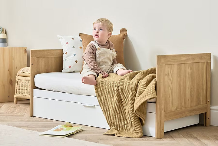 Tutti Bambini Riley Mini Cot Bed with Drawer - Maple Oak & White