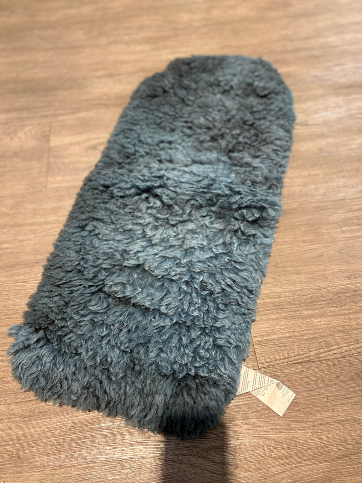 PRE LOVED Universal Fur Seat Liner - Blue