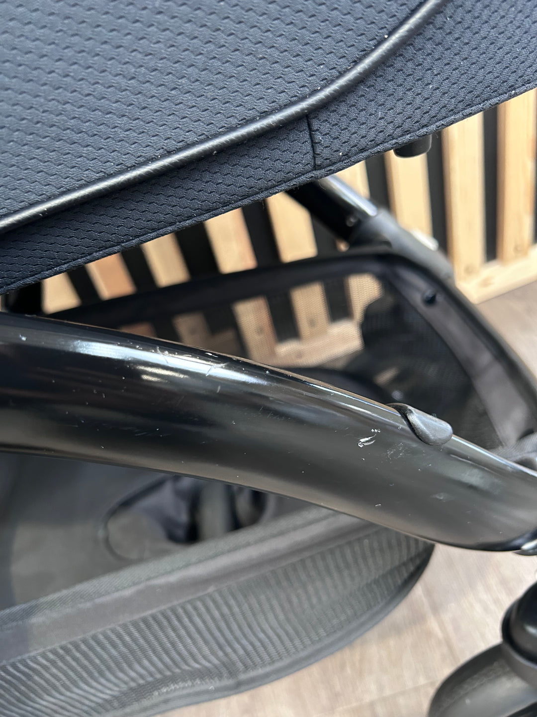 PRE LOVED egg2 Travel System - Just Black