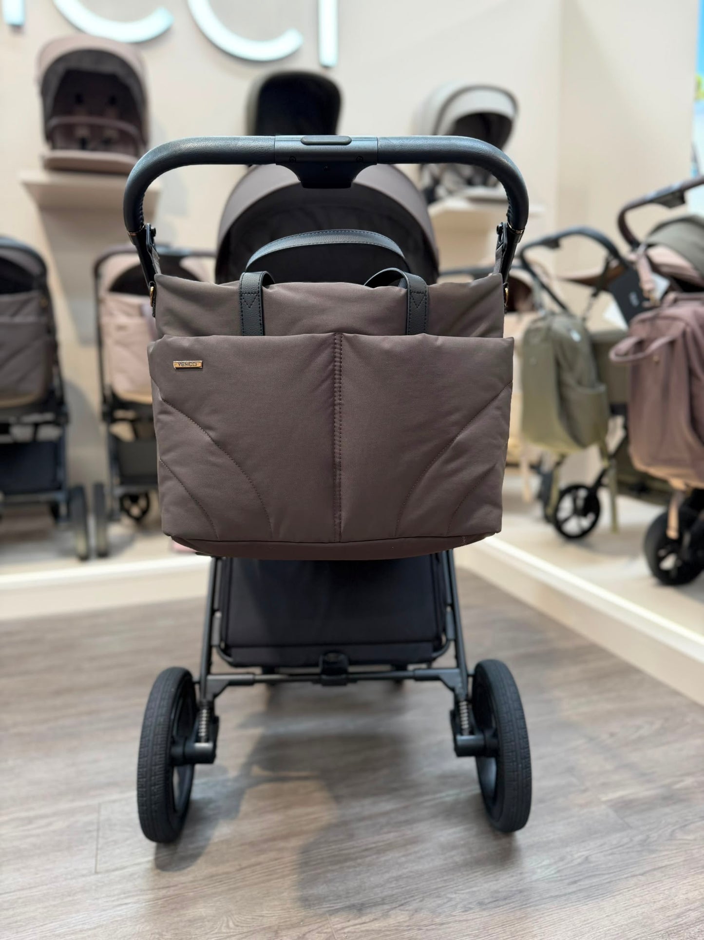 EX DISPLAY Venicci Claro2 Pram & Pushchair Bundle - Chocolate