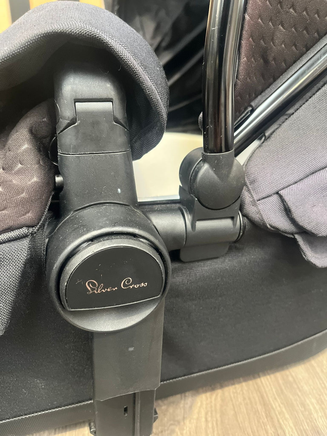 PRE LOVED Silver Cross Pioneer Carrycot, Seat Unit + Accessories NO CHASSIS - SE Eclipse