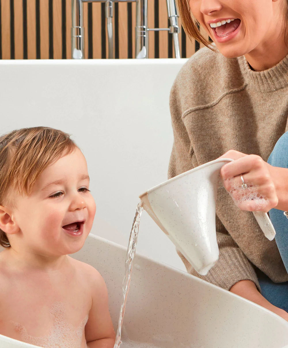 Shnuggle Eco Collection Washy Rinsing Jug – Cookies & Cream