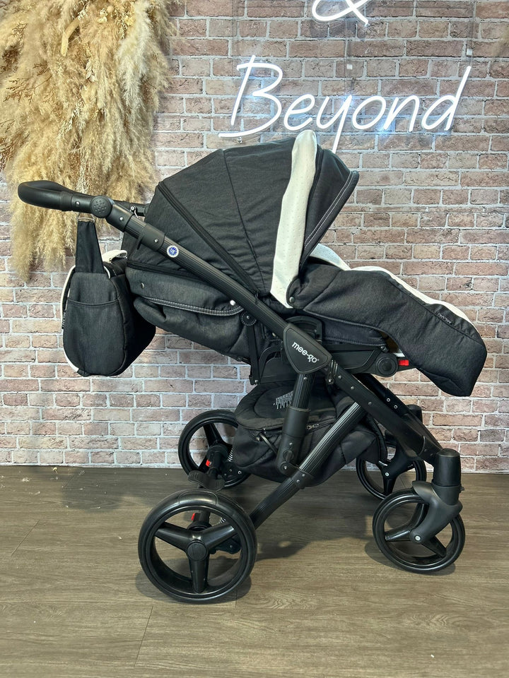 EX DISPLAY Mee-Go
Milano Travel System - Denim/White