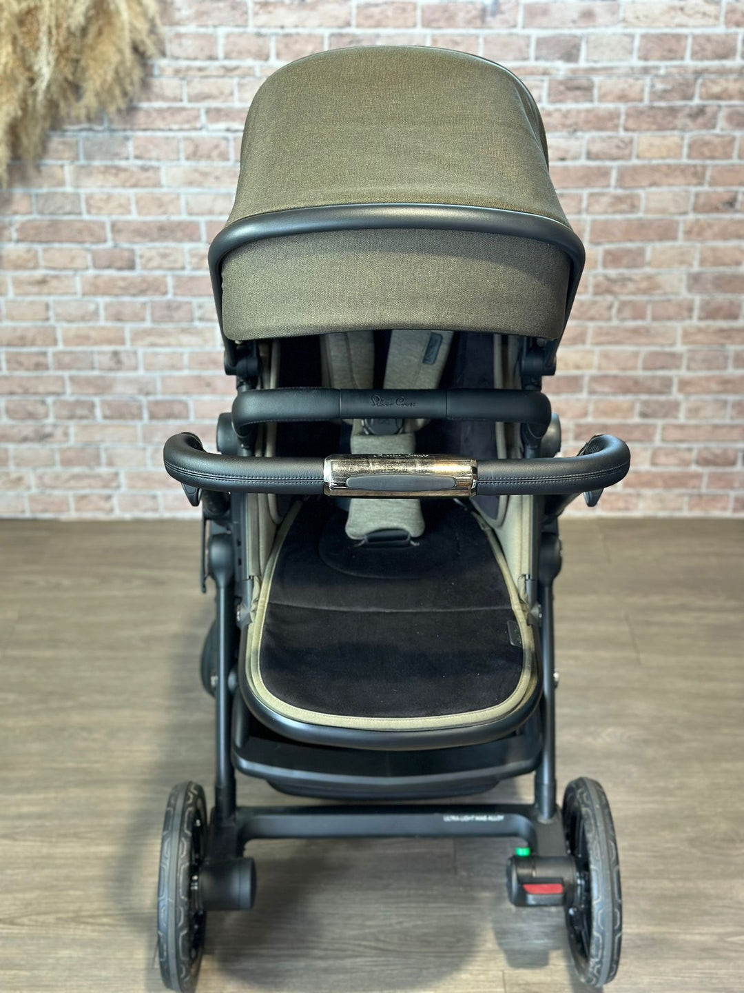 PRE LOVED Silver Cross Wave Double Pushchair - Cedar