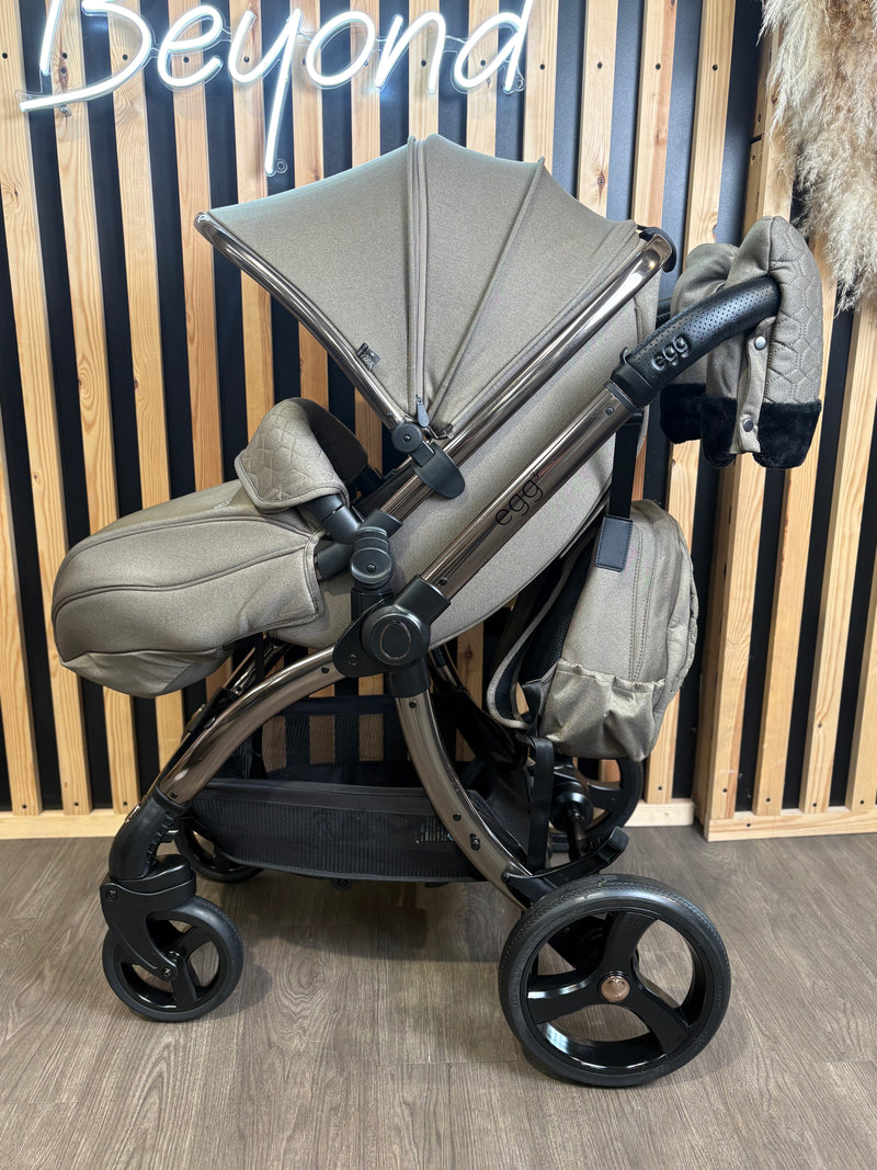 PRE LOVED egg3 Travel System - Mink