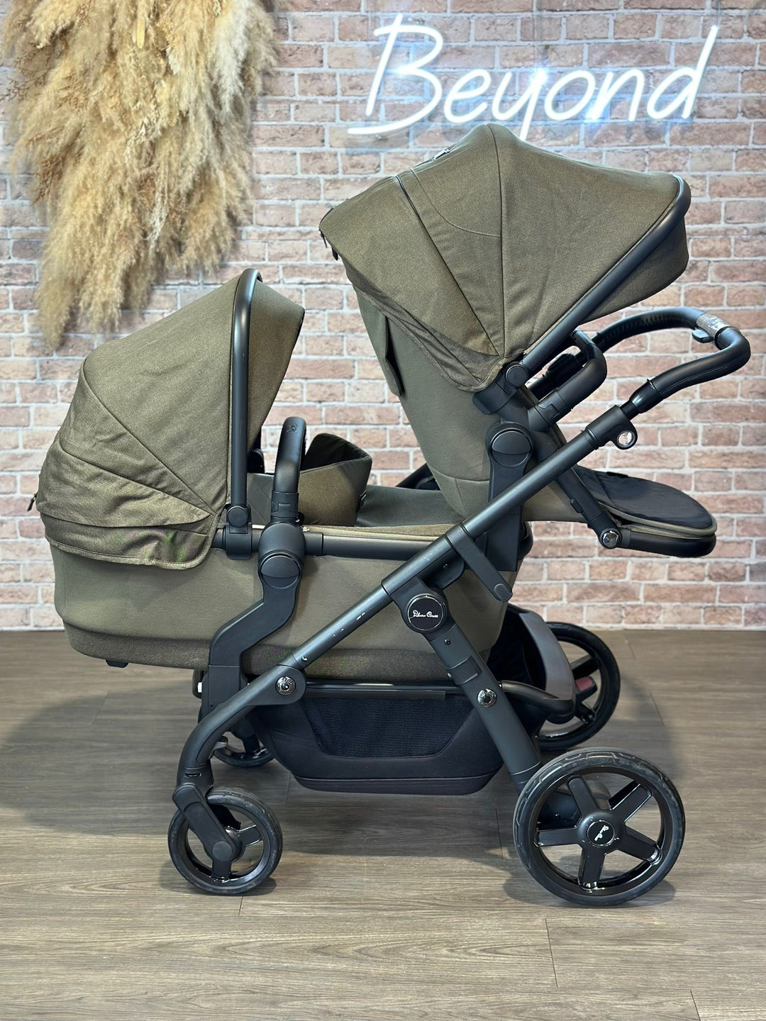 PRE LOVED Silver Cross Wave Double Pushchair - Cedar