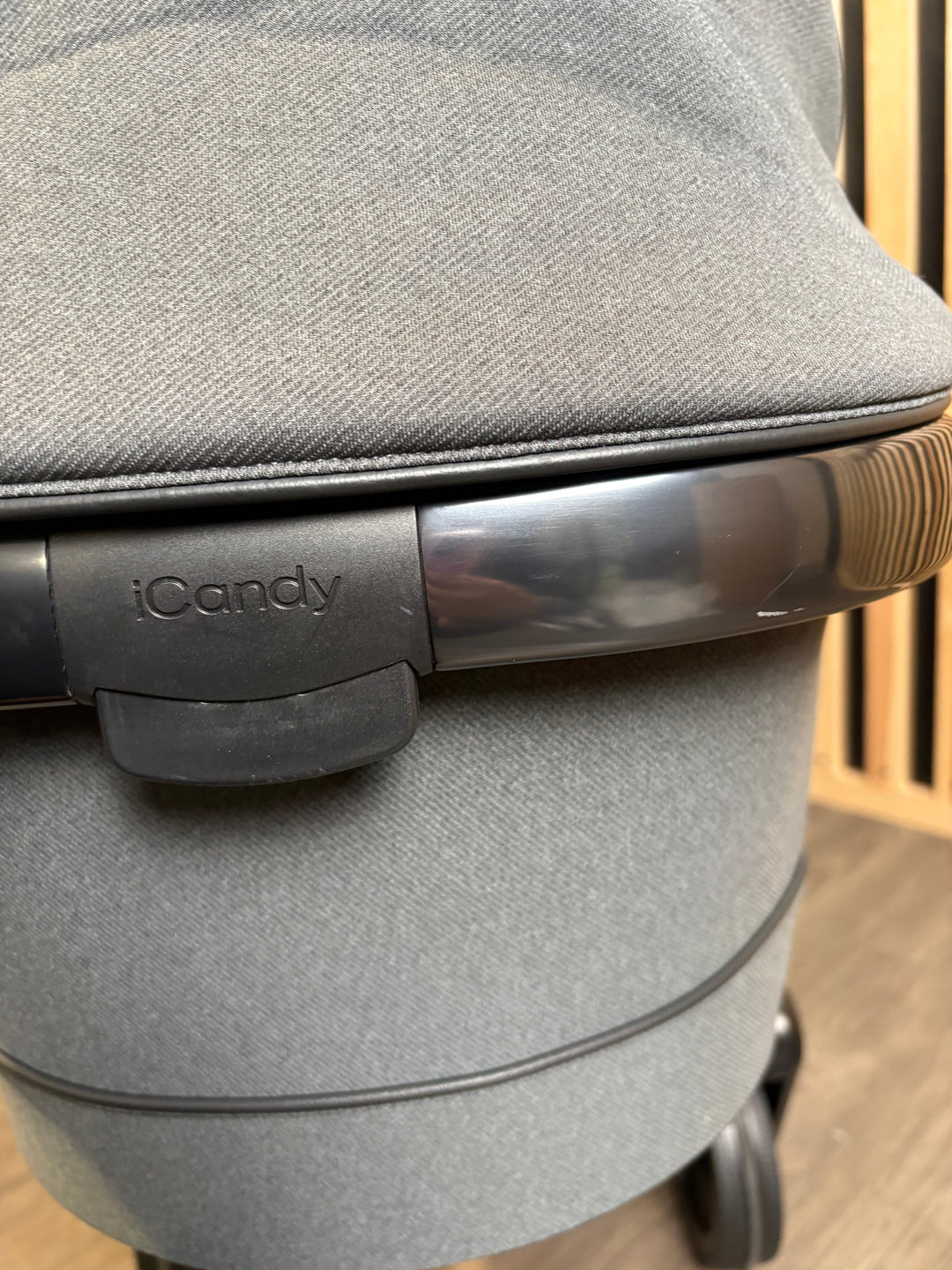 PRE LOVED iCandy Peach 7 Double Pushchair Bundle - Phantom/Dark Grey