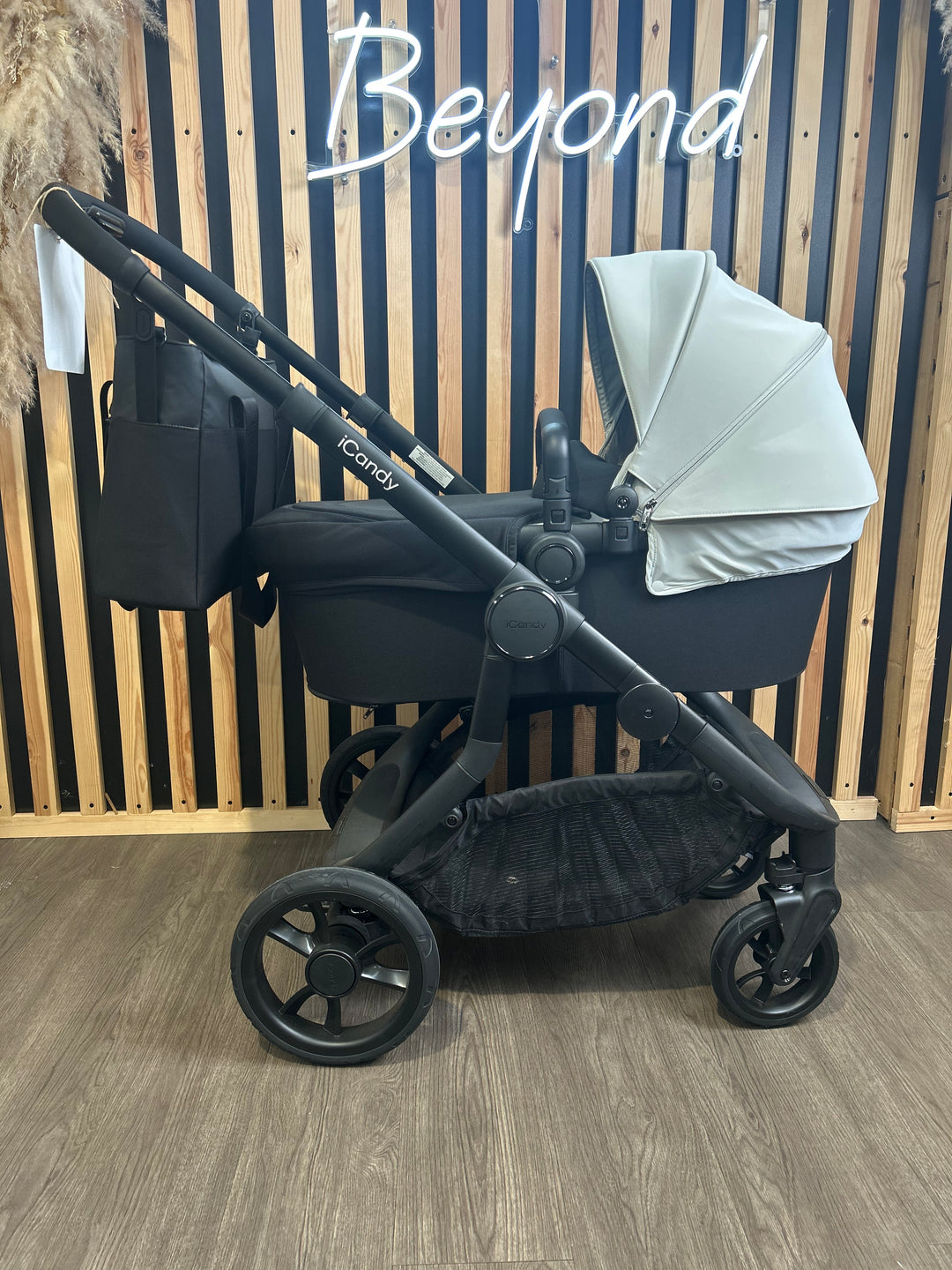 EX DISPLAY iCandy Orange4 Bundle - Glacier