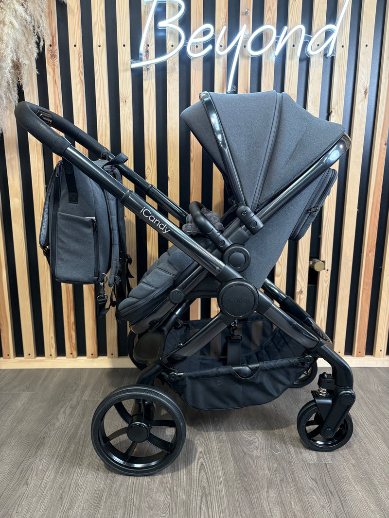 PRE LOVED iCandy Peach 7 Travel System - Dark Grey