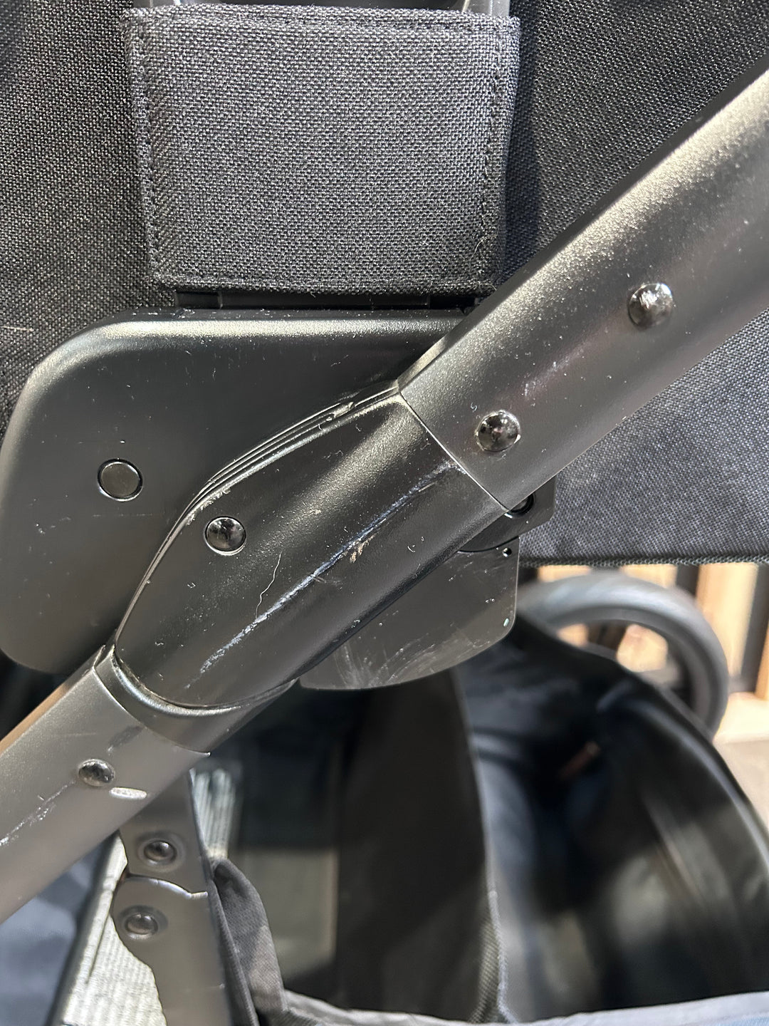 PRE LOVED Nuna Mixx Travel System - Caviar/Granite