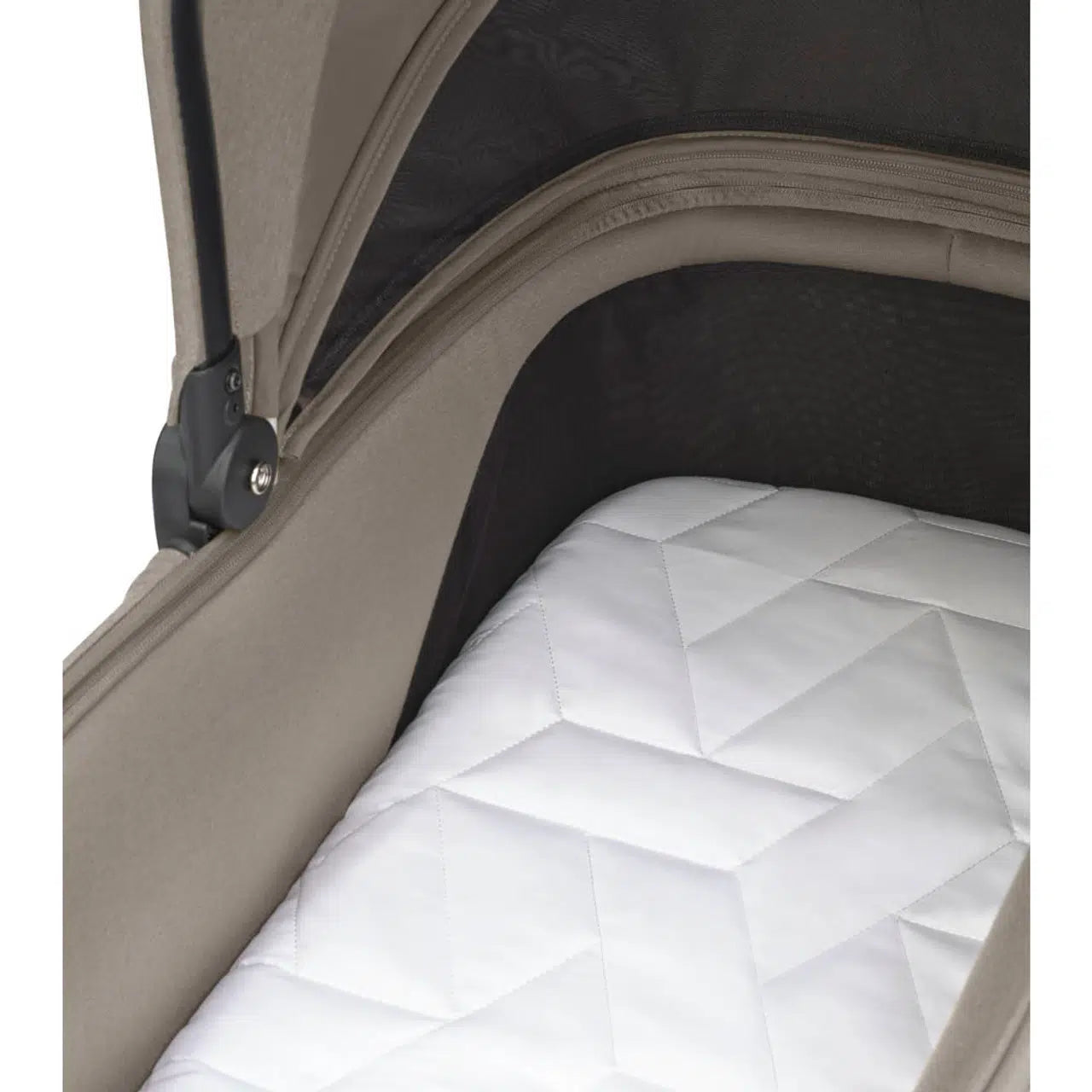 Maxi-Cosi Oxford Travel System Bundle Inc Pebble S Car Seat & Isofix Base - Truffle