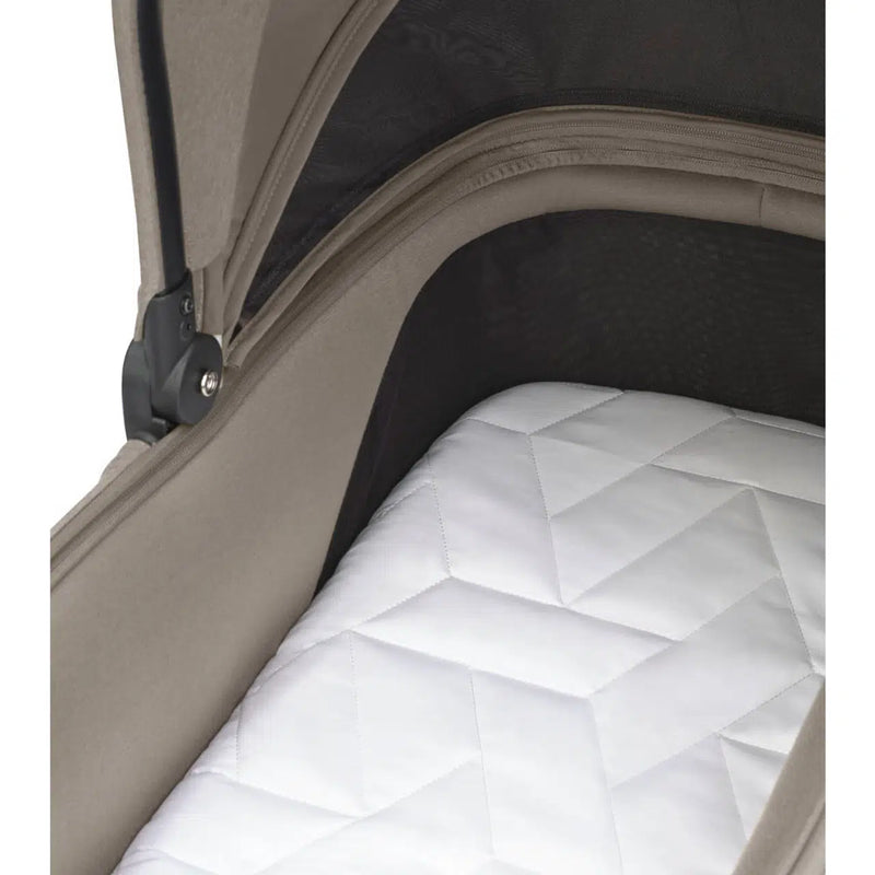 Maxi-Cosi Oxford Travel System Bundle Inc Pebble S Car Seat & Isofix Base - Truffle