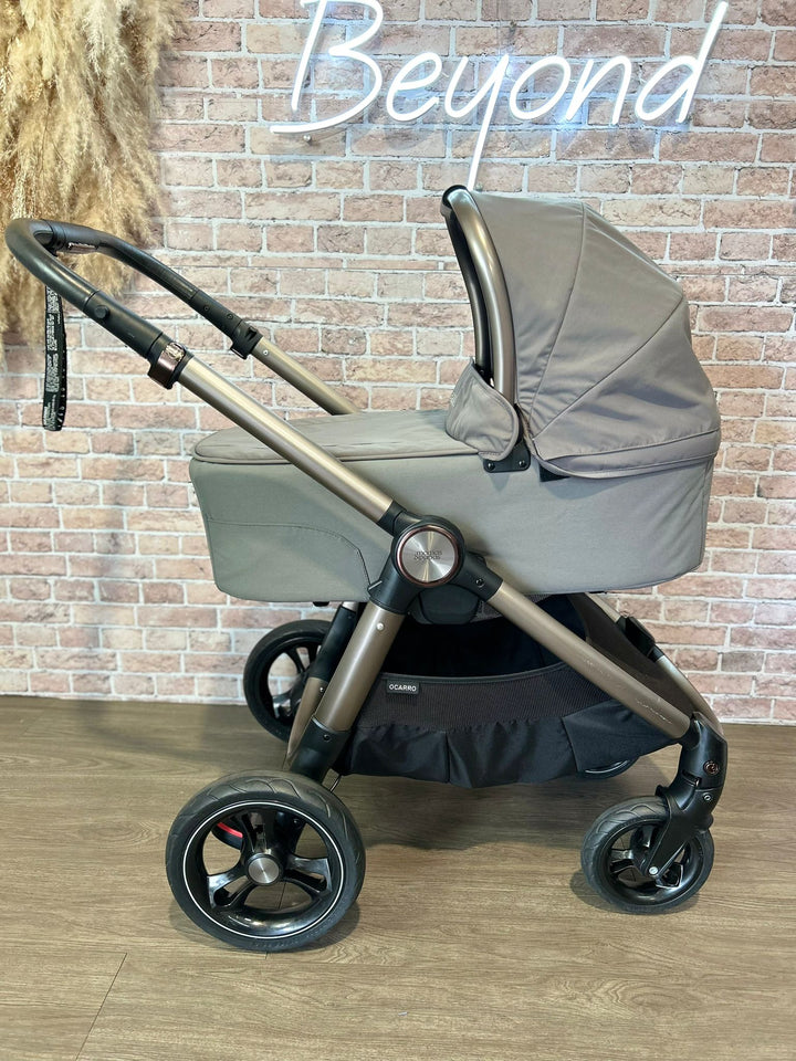 PRE LOVED Mamas & Papas Ocarro Cabriofix i-Size Travel System - Phantom