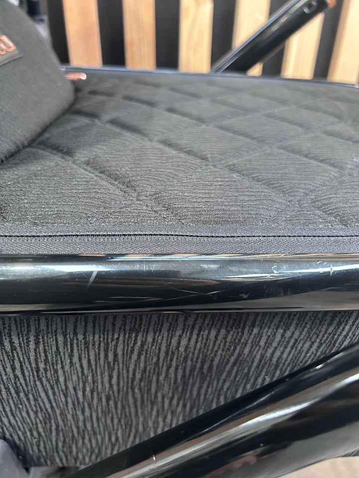 PRE LOVED Venicci Tinum 2.0 2-in-1 Travel System - SE Stylish Black