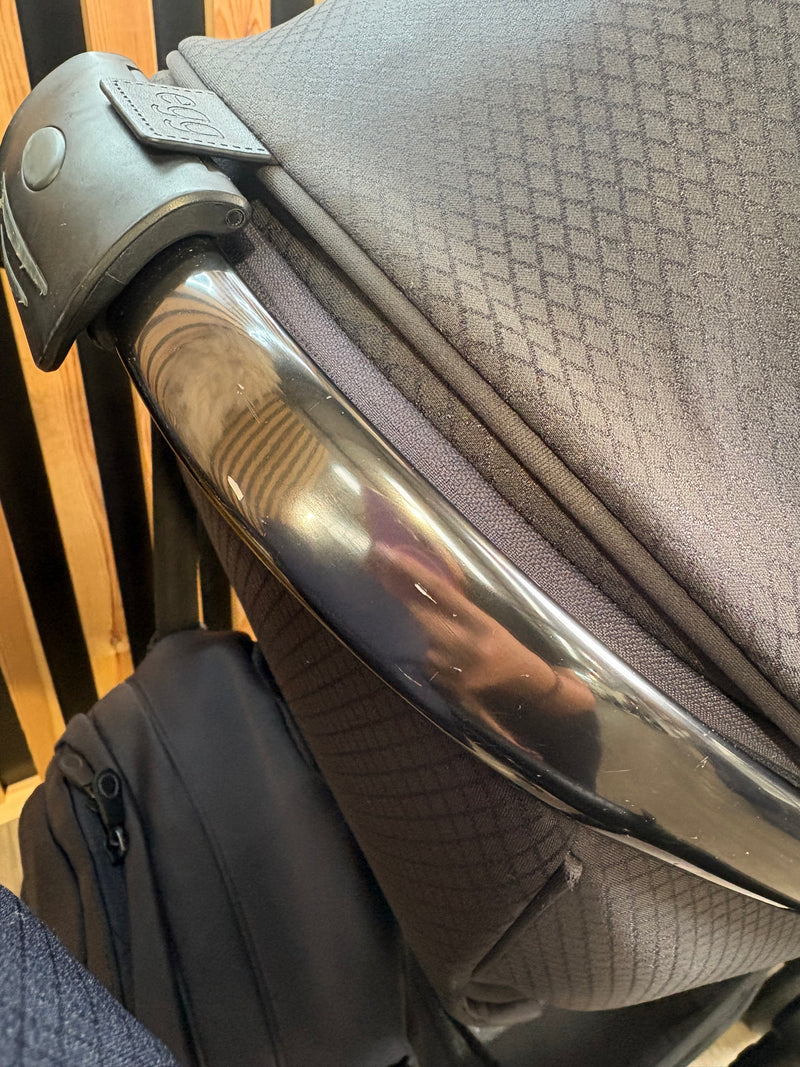 PRE LOVED egg3 Travel System - Celestial