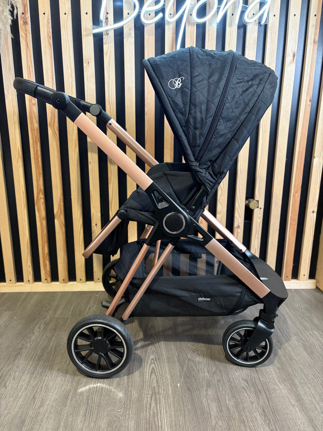 PRE LOVED My Babiie MB250 Parent & World Facing Pushchair - Quilted Black