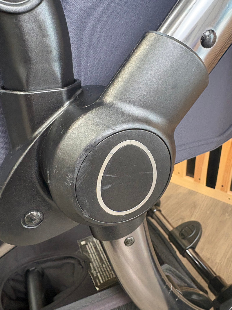 PRE LOVED egg3 Travel System - Celestial